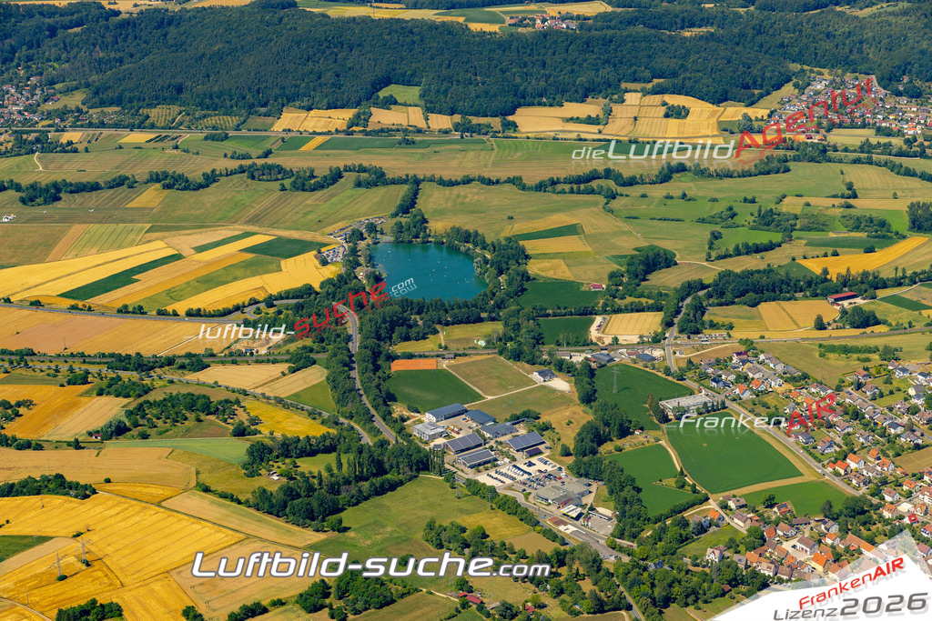 Aktuelles Luftbild von Baggersee Happurg - Die Luftaufnahme wurde 2022 mittels UL-Flugzeug erstellt ( keine Drohne ) - hochauflösende Kamera-Systeme von  Canon -Beste Qualität - Für grossformatige Ausdrucke geeignet. Die Geschenkidee !