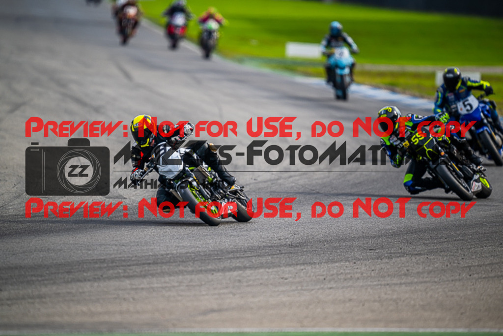 MaZZes_FotoMatrix_220924_1991 | TWIN CUP