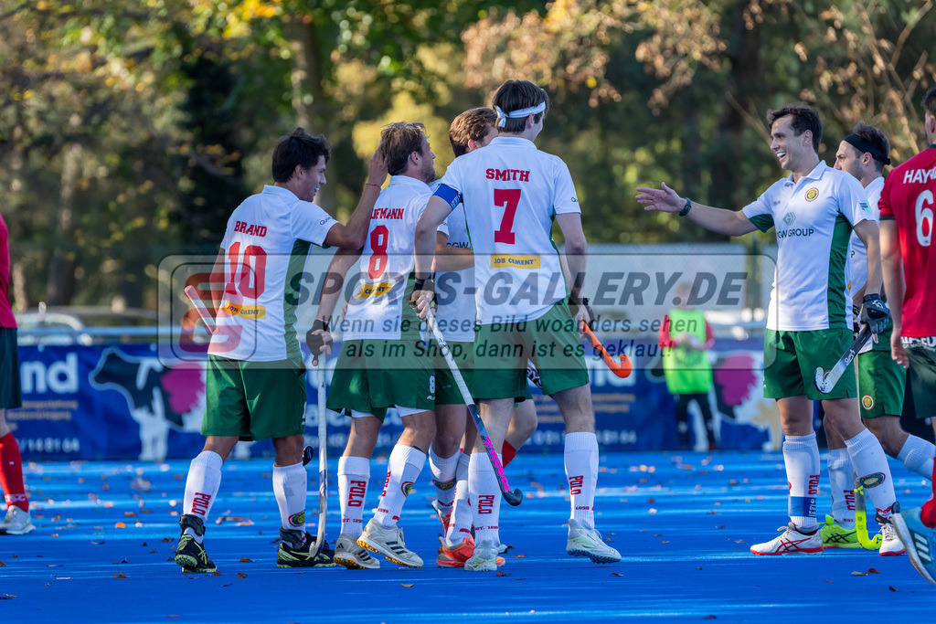 HK_20241103_108499 | 1. Bundesliga Herren Crefelder HTC - Hamburger Polo Club am 3.11.2024 CHTC Krefeld, Krefeld , Timothy Brand ( Hamburger Polo Club #10 ) , Paul Kaufmann ( Hamburger Polo Club #8 ) , Paul Smith ( Hamburger Polo Club #7 )