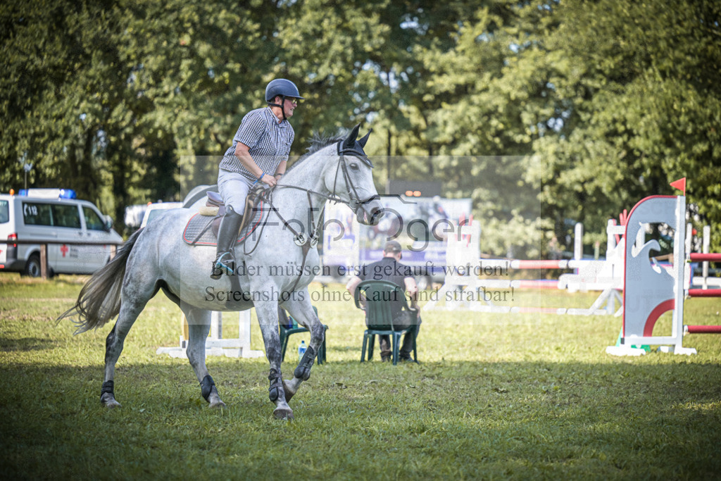 DOS_0442 | Entdecke hochwertige Reitturnierfotos von Foto Oger. Professionell, emotional und authentisch – jetzt Lieblingsmomente im Shop bestellen.Deutschlandweite Turnierfotografie. - Realisiert mit Pictrs.com