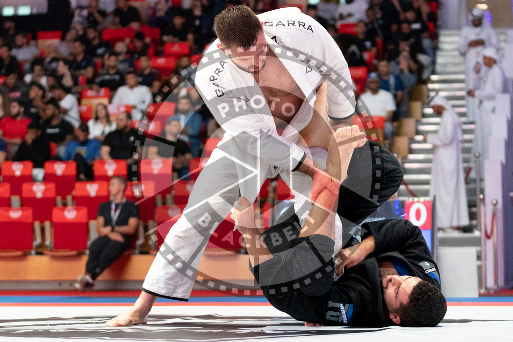 20231109PBB4483 | Fighters compete during the AJP World Professional Championship in the Mubadala Arena in Abu Dhabi, Arab United Emirates, on November 9, 2023.