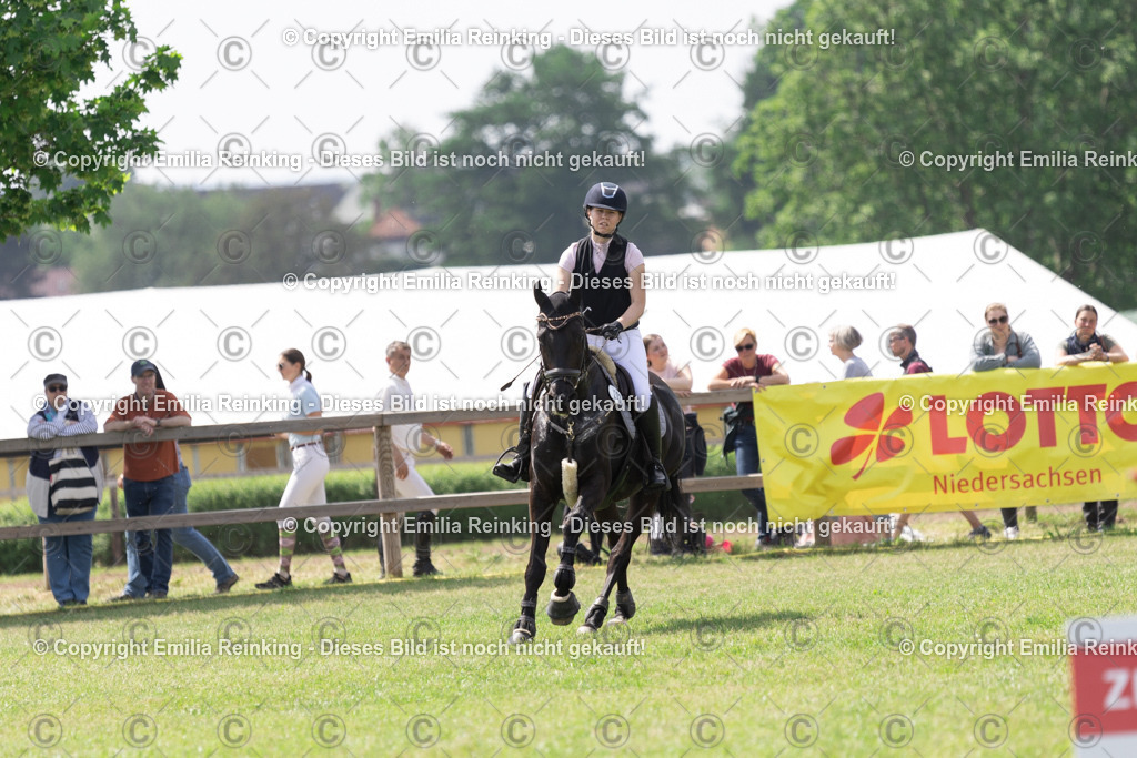 CL5A3352 | Emilia Reinking Fotografie - Realisiert mit Pictrs.com