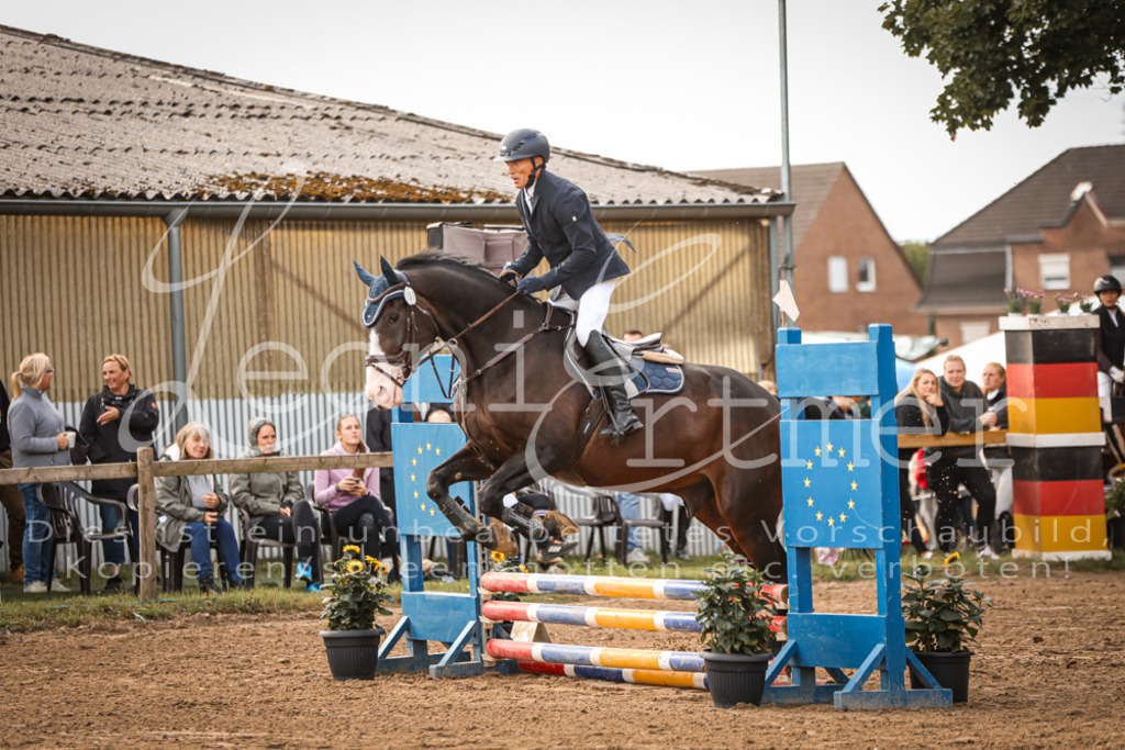 04.SaSpES00028 | Leoni Ertmer Photography - Realisiert mit Pictrs.com