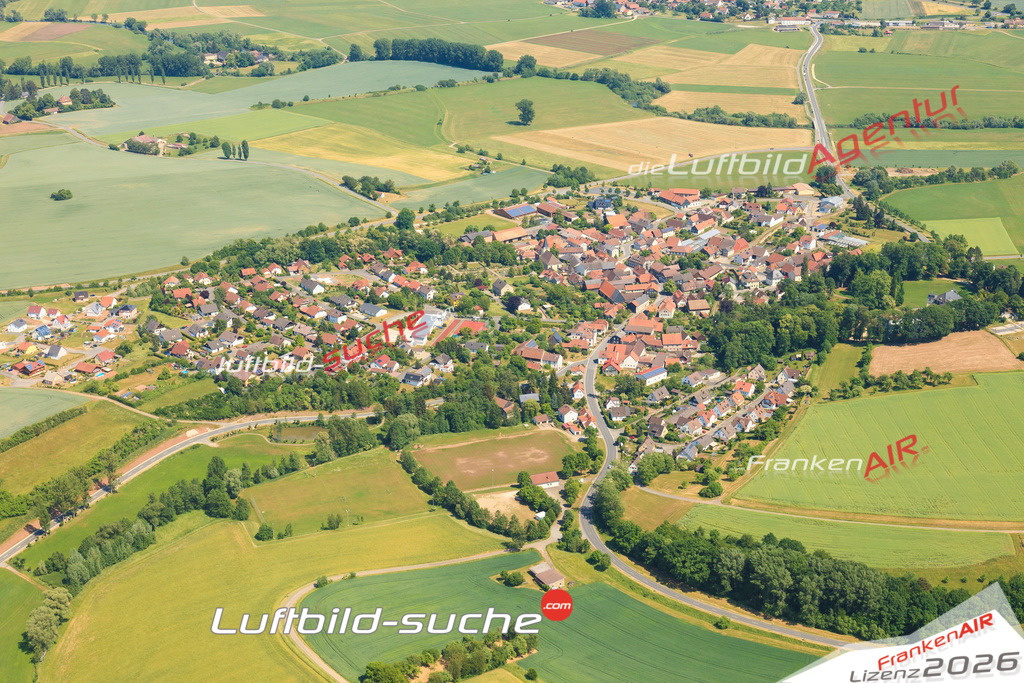 Luftbild von  Untermerzbach - Luftaufnahme wurde 2015 von https://frankenair.de mittels Flugzeug (keine Drohne) erstellt - die Geschenkidee