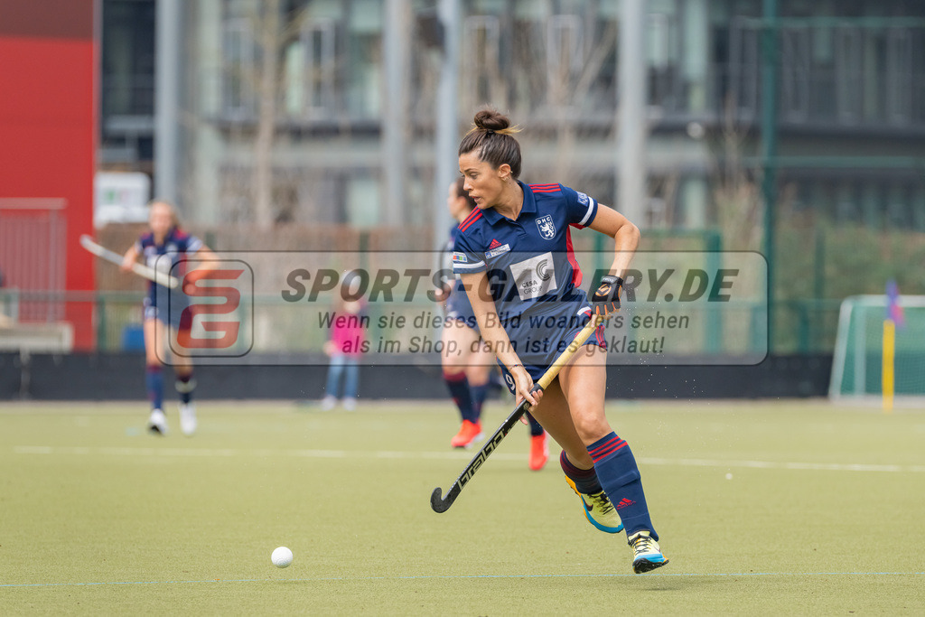 HK_20230416_107033 | 1. Bundesliga Damen Düsseldorfer HC - Rot-Weiss Köln am 16.4.2023 DHC Düsseldorf, Düsseldorf , Agustina Albertarrio ( Düsseldorfer HC #9 )