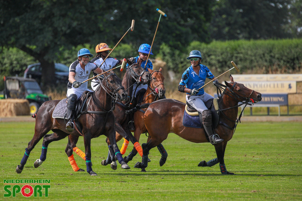 Polo_Willich_070623_100 | Bildergalerie von Sport-Ereignissen aber auch von weiteren spannenden Dingen - nicht nur vom Niederrhein. In Anlehnung an den bekannten Spruch von Hanns Dieter Hüsch heißt das Motto: "Niederrhein ist überall".  - Realisiert mit Pictrs.com