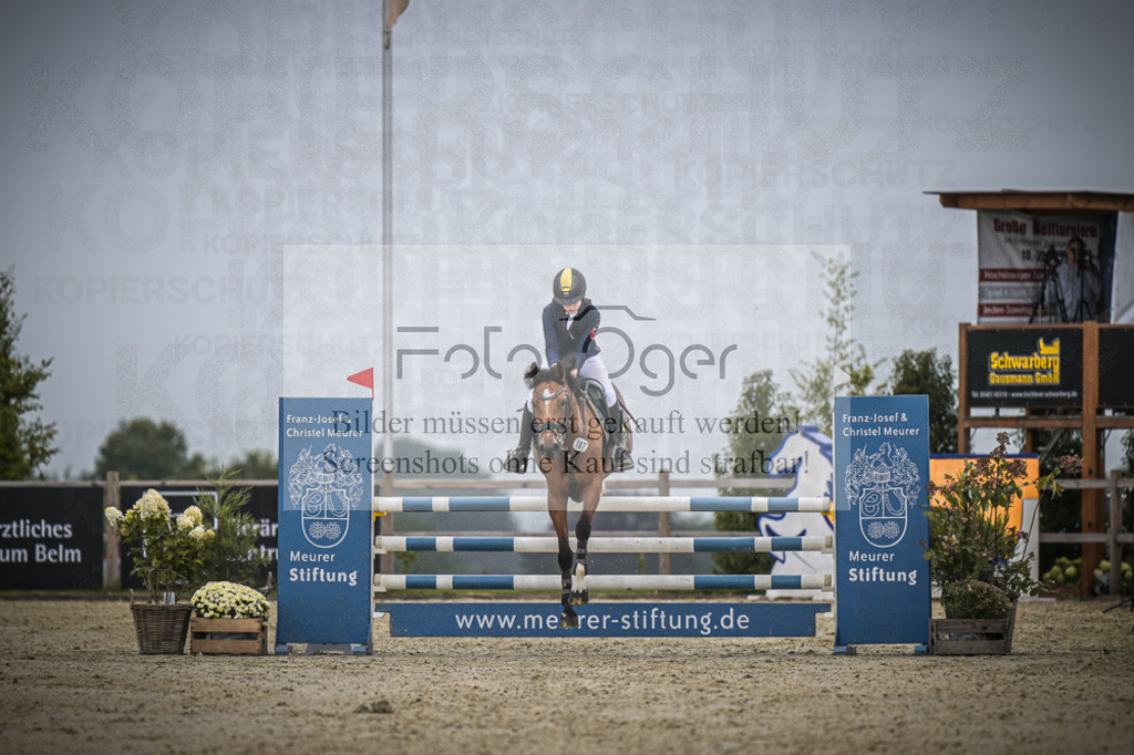 DOS_0928 | Entdecke hochwertige Reitturnierfotos von Foto Oger. Professionell, emotional und authentisch – jetzt Lieblingsmomente im Shop bestellen.Deutschlandweite Turnierfotografie. - Realisiert mit Pictrs.com