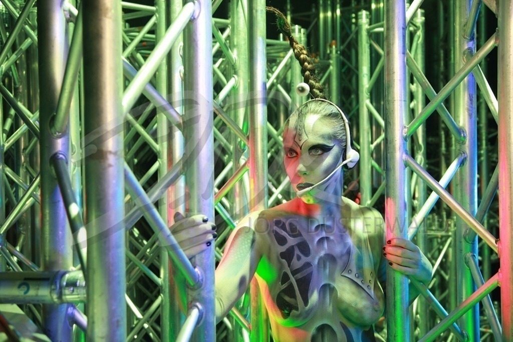 Bodypainting-ALIEN_8996 | #005 | Modell: Ann-Kristin | Foto: Alexander Große-Strangmann - Realisiert mit Pictrs.com
