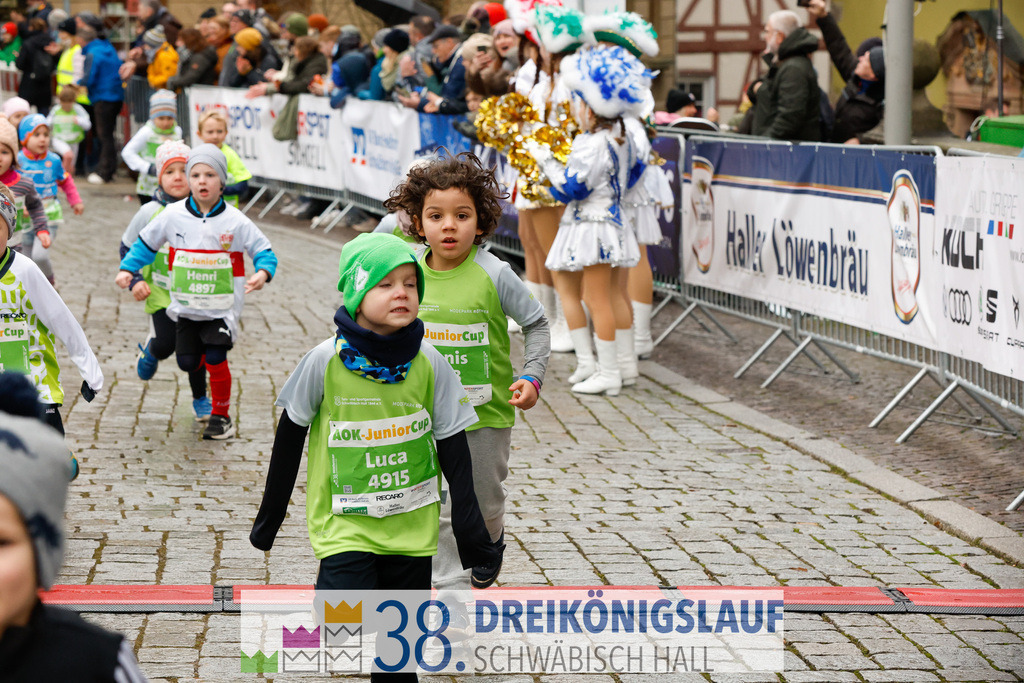 400m AOK Junior Cup | 3 Koenigslauf 2024 400m AOK Junior Cup - Realisiert mit Pictrs.com