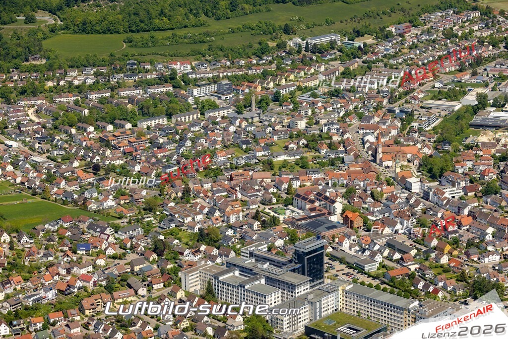 Luftaufnahme von Oberkochen - Die Luftaufnahme wurde 2025 vom UL-Flugzeug heraus erstellt ( keine Drohne ) - Hochauflösende Luftaufnahme - für professionelle Ausdrucke geeignet. Die Geschenkidee !Mit Lizenz und Bildrechte bestellbar
