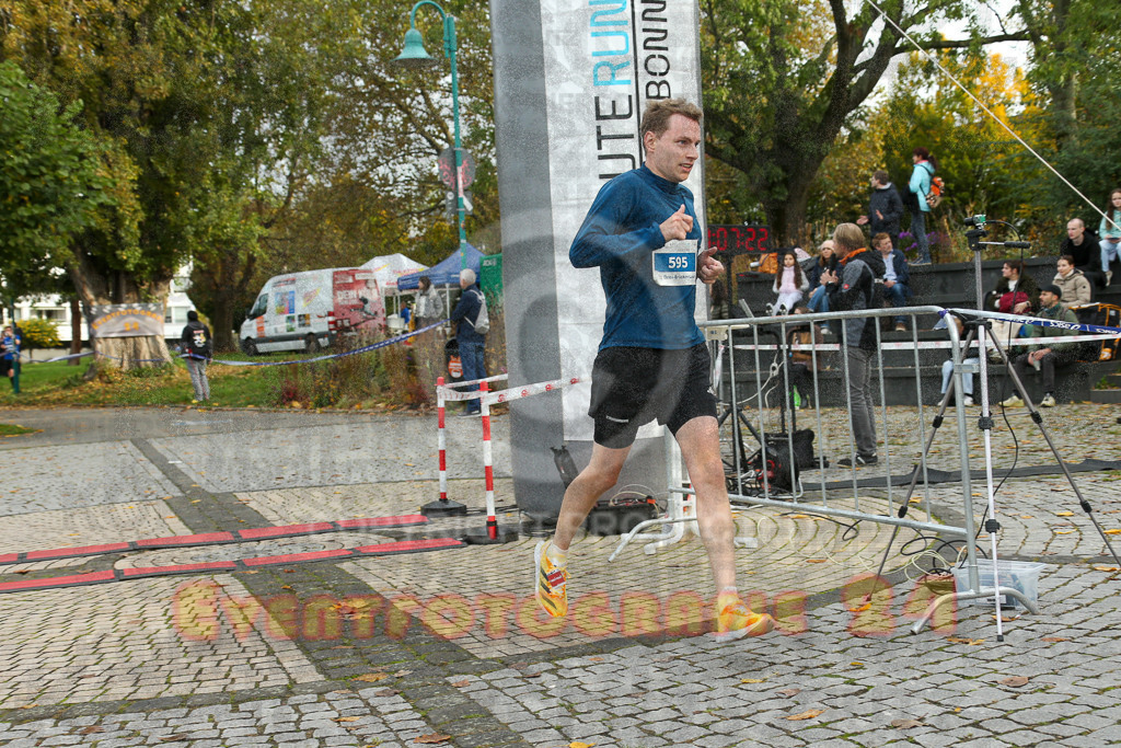 241020_1007_EX1_7777 | Sportfotografie im Rhein-Sieg Kreis, Köln, Bonn, NRW, Rheinland Pfalz, Hessen, etc. Unser Tätigkeitsfeld umfasst den Laufsport vom Volkslauf über den Marathon, Duathlon, Triathon bis zum Ultralauf wie Kölnpfad Ultra oder Schindertrail.
