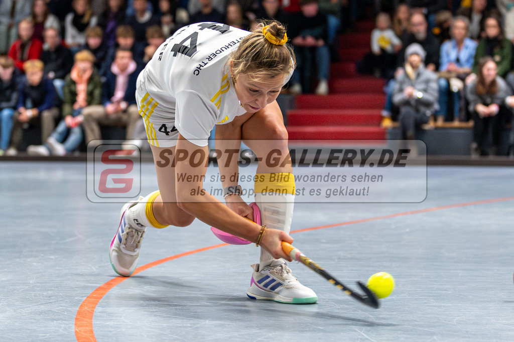 SM_2024-12-20-D85_-612 | 1.Bundesliga Hallenhockey  (W) DCADA - HTHC / 6:5 (3:3)