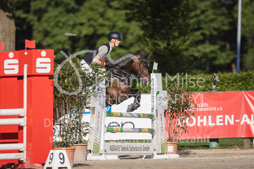 250501_MünsterHandorf_PonyTrophy-258 | Deine schönsten Turniermomente als professionelle Fotos! Entdecke hochwertige Pferdesport-Fotografie im Online-Shop. Jetzt Fotos finden & bestellen!
