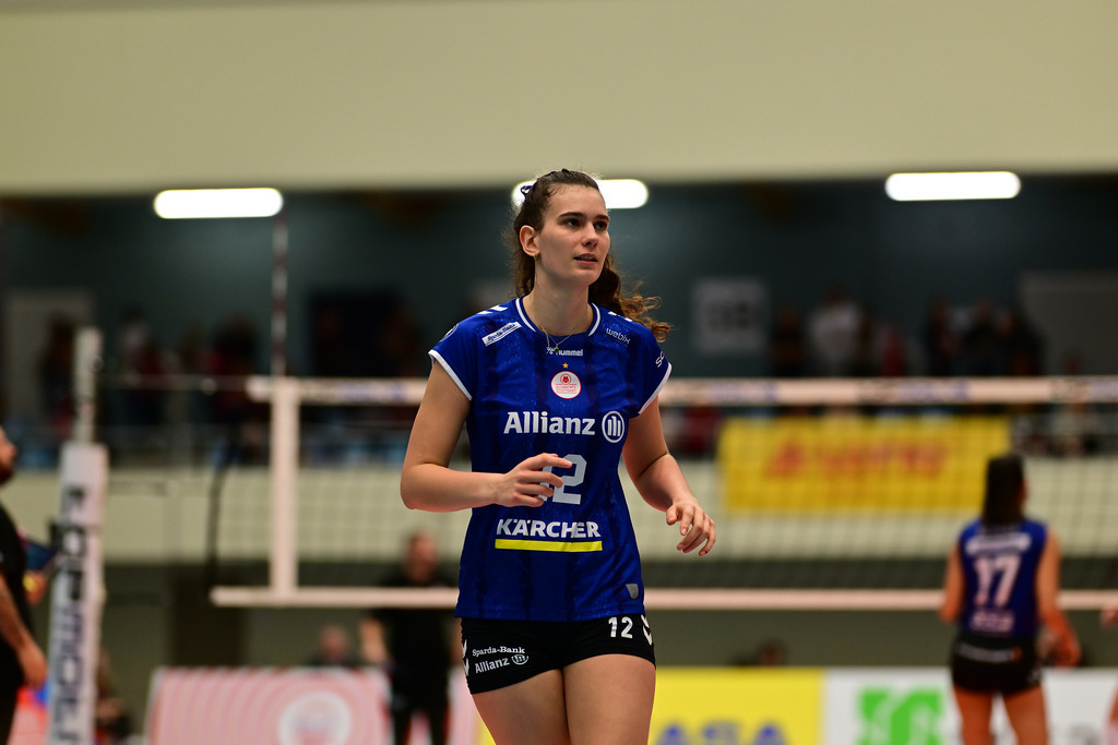 Volleyball I Frauen I Saison 2025-2026 I Bundesliga I 1. Spieltag I ETV Hamburger Volksbank Volleys - Allianz MTV Stuttgart | Der Sportfotograf. - Realisiert mit Pictrs.com