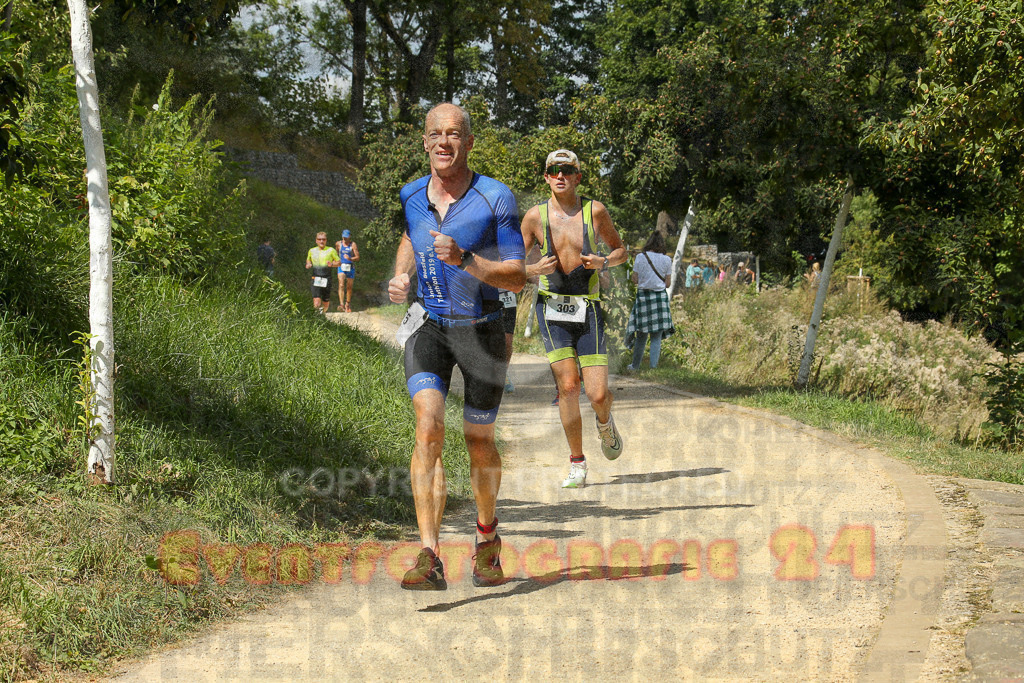 250824_1333_EX1_2798 | Sportfotografie im Rhein-Sieg Kreis, Köln, Bonn, NRW, Rheinland Pfalz, Hessen, etc. Unser Tätigkeitsfeld umfasst den Laufsport vom Volkslauf über den Marathon, Duathlon, Triathon bis zum Ultralauf wie Kölnpfad Ultra oder Schindertrail.