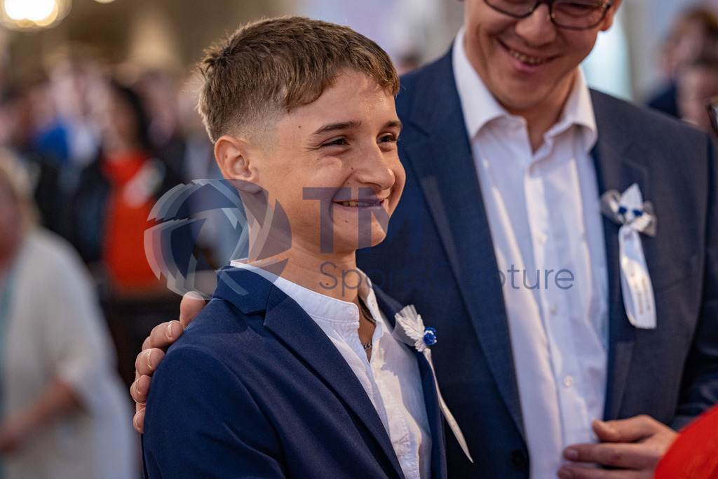 RR5M5215 | Firmung Klagenfurt-Dom 19.05.2024 8 Uhr