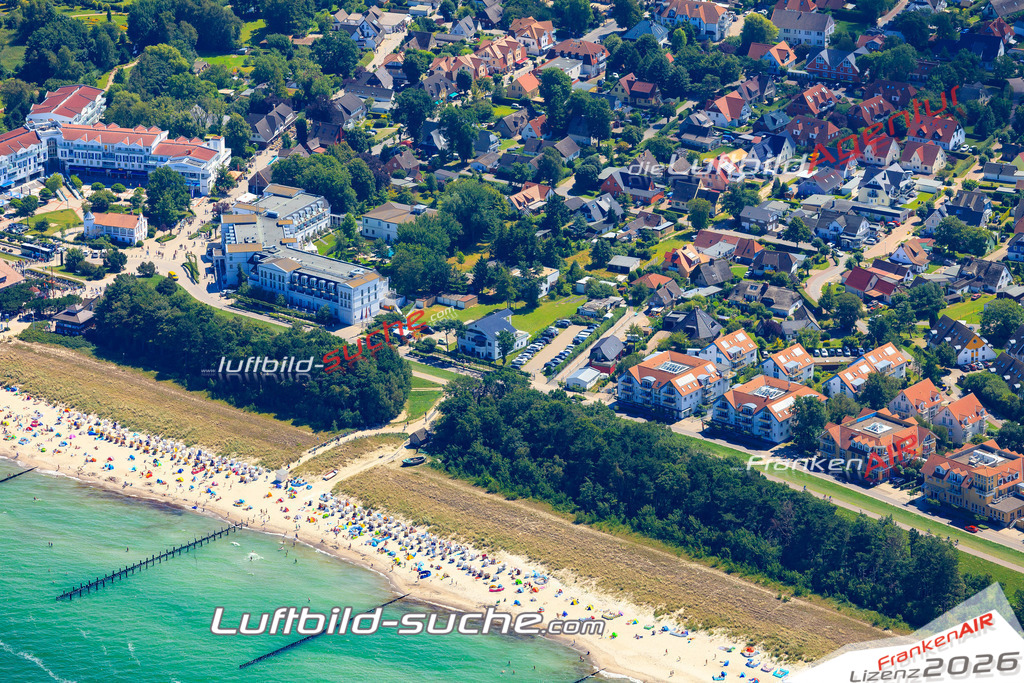 Die Luftaufnahme der Stadt Zingst wurde vom UL-Flugzeug heraus erstellt ( keine Drohne )- hohe Auflösung für beste Qualität