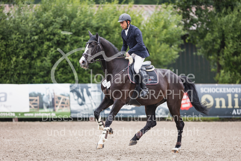 250610_Mühlen_SprPf-L1-310 | Deine schönsten Turniermomente als professionelle Fotos! Entdecke hochwertige Pferdesport-Fotografie im Online-Shop. Jetzt Fotos finden & bestellen!