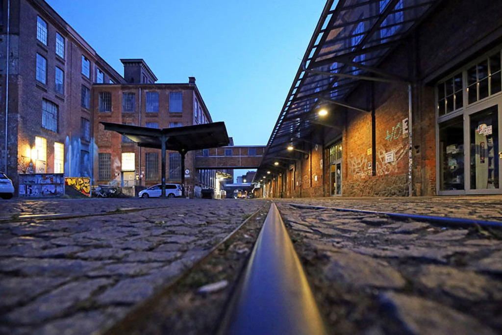 Foto: Leipzig - Leipziger Baumwollspinnerei | Das Team hinter BILDLEXIKON LEIPZIG bündelt historische wie aktuelle Informationen über die Stadt Leipzig in Text und Bild auf einer Plattform und stellt diese der interessierten Öffentlichkeit zur Verfügung.