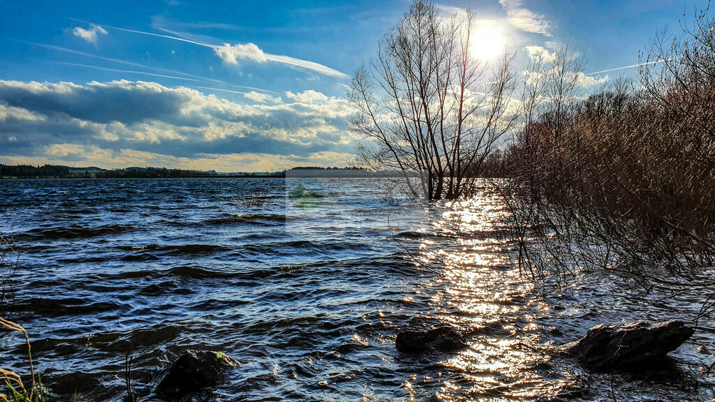 Sonnenuntergang am Förmitzspeicher | Impressionen rund um Hochfranken - Frankenwald - Fichtelgebirge - Realisiert mit Pictrs.com