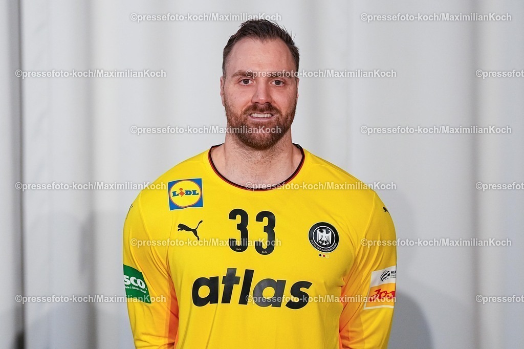 xYDRx12012601069 | 12.01.2026, xydrx, Handball, Portraittermin der Deutschen Nationalmannschaft in Hannover vor der EHF Euro 2026: Andreas Wolff