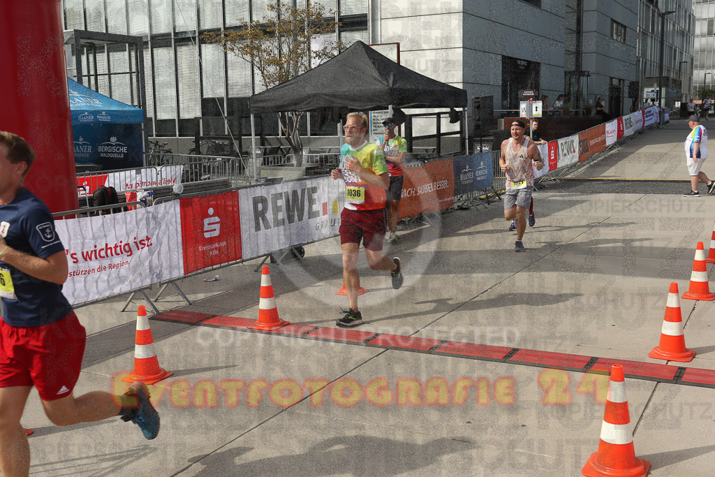 230916_1455_EV8_1053 | Sportfotografie im Rhein-Sieg Kreis, Köln, Bonn, NRW, Rheinland Pfalz, Hessen, etc. Unser Tätigkeitsfeld umfasst den Laufsport vom Volkslauf über den Marathon, Duathlon, Triathon bis zum Ultralauf wie Kölnpfad Ultra oder Schindertrail.