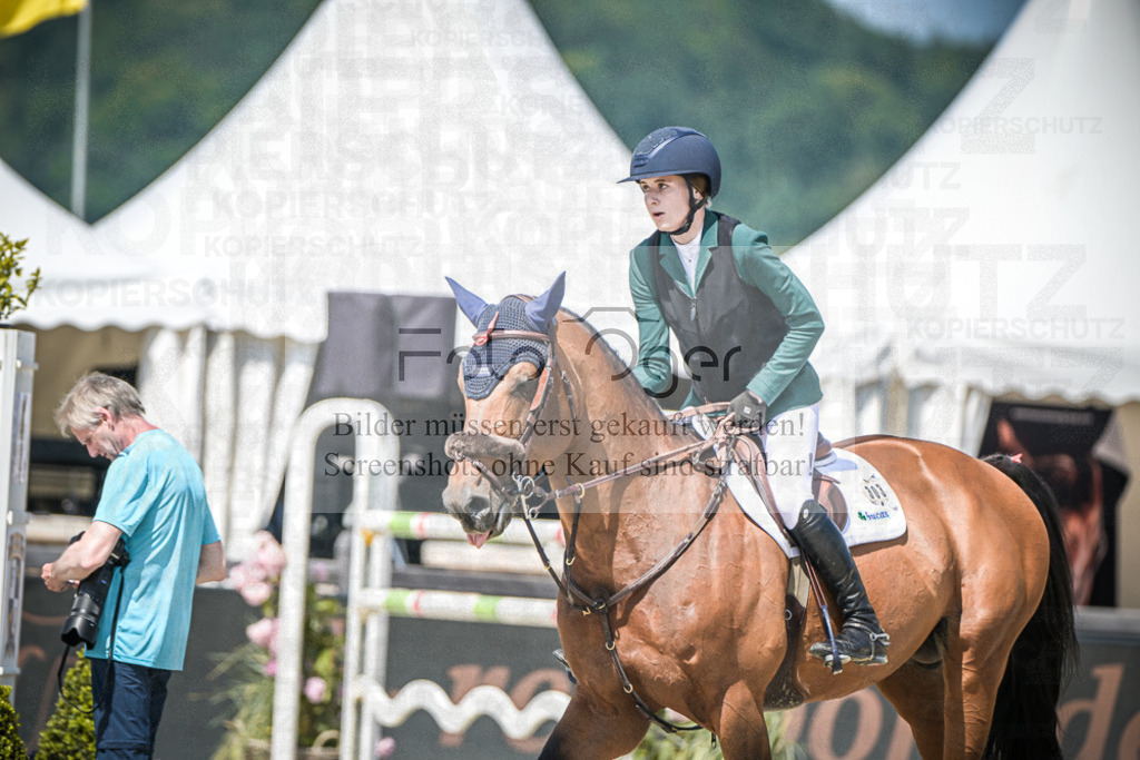 DOS_5855 | Entdecke hochwertige Reitturnierfotos von Foto Oger. Professionell, emotional und authentisch – jetzt Lieblingsmomente im Shop bestellen.Deutschlandweite Turnierfotografie. - Realisiert mit Pictrs.com