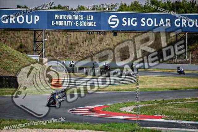 pubi6846 | Professionelle Fotos von Sportveranstaltungen, aber auch Hochzeiten und anderen Events. - Realisiert mit Pictrs.com