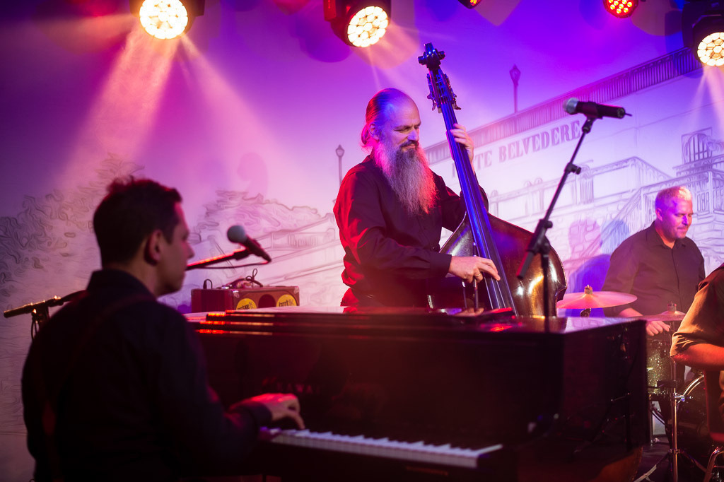 Tango meets Cuba | Tango meets Cuba mit den Klazz Brothers & Cuba Percussion im Forte Belvedere Leisnig zum Festival Hallo Leisnig 2022. - Realisiert mit Pictrs.com