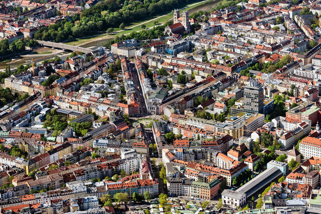 dr__0052746.jpg | MüNCHEN 07.05.2020 Stadtansicht des Innenstadtbereiches im Ortsteil Glockenbachviertel in München im Bundesland Bayern, Deutschland. // City view on down town in the district Glockenbachviertel in Munich in the state Bavaria, Germany. Foto: Daniel Reiter