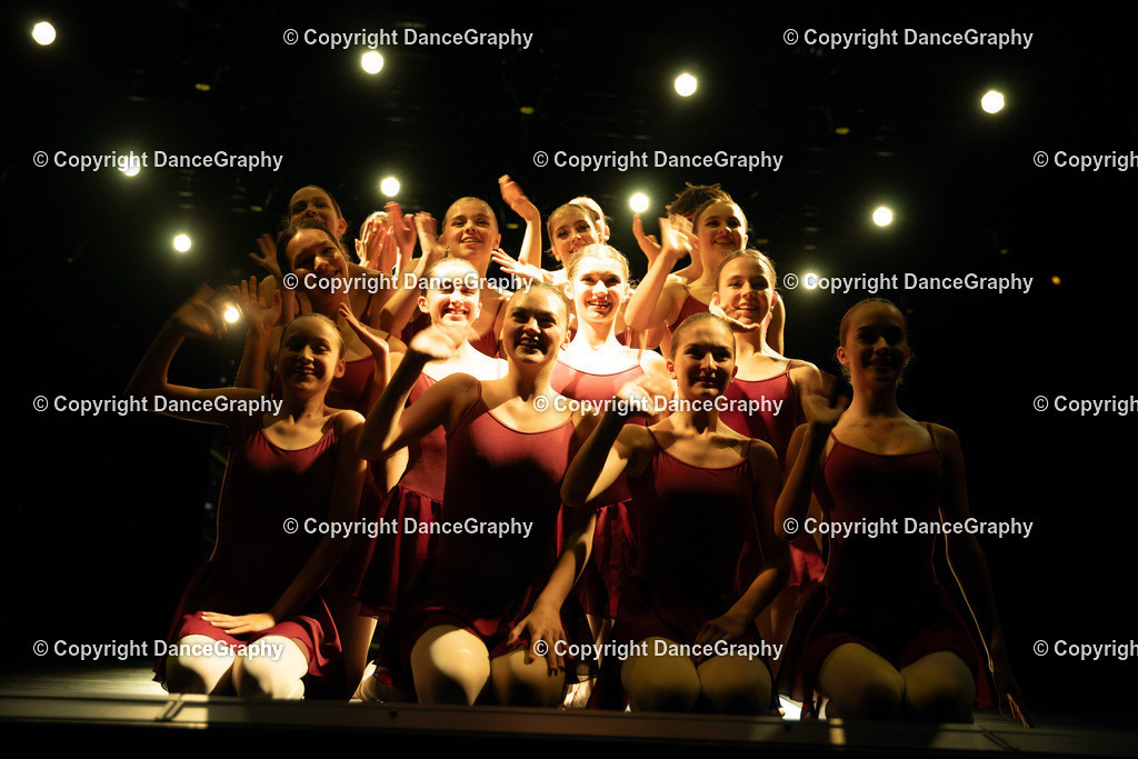 GPHY5637 | DanceGraphy - Realisiert mit Pictrs.com