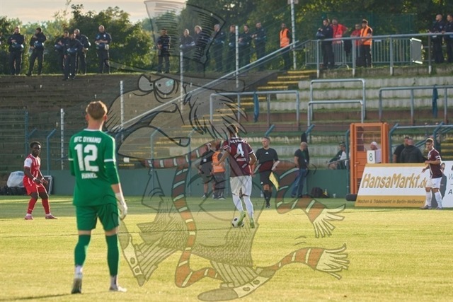 BFC Dynamo vs. FC Rot-Weiß Erfurt 051 | mythos-online-redaktion