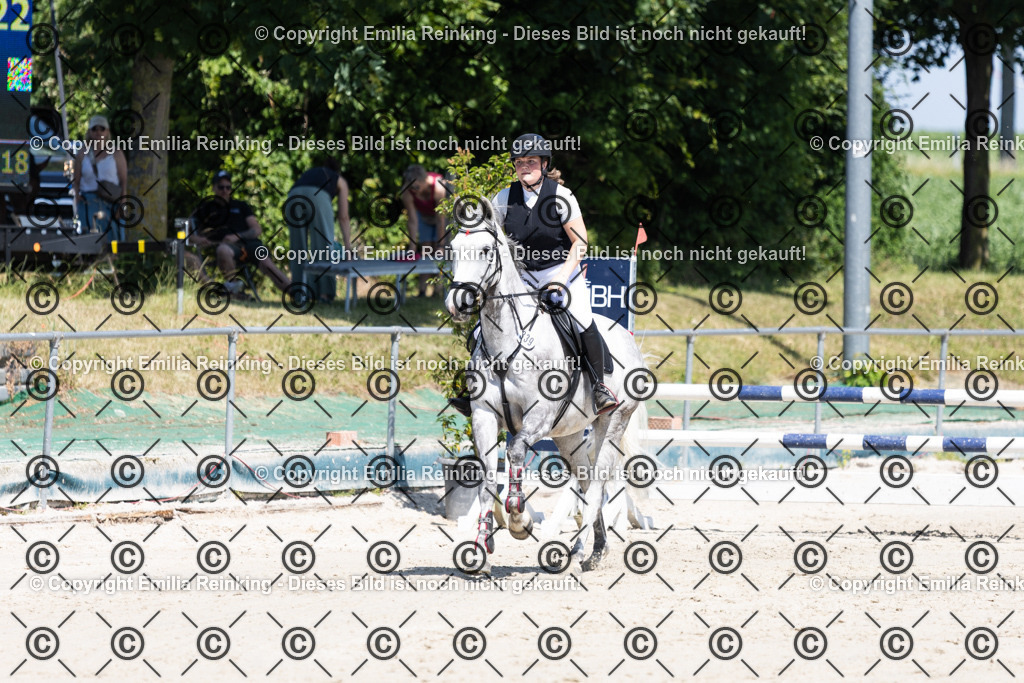 CL5A3280 | Emilia Reinking Fotografie - Realisiert mit Pictrs.com