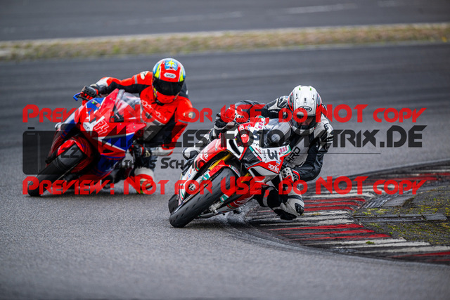 MaZZes_FotoMatrix_230719_3755 | ROT