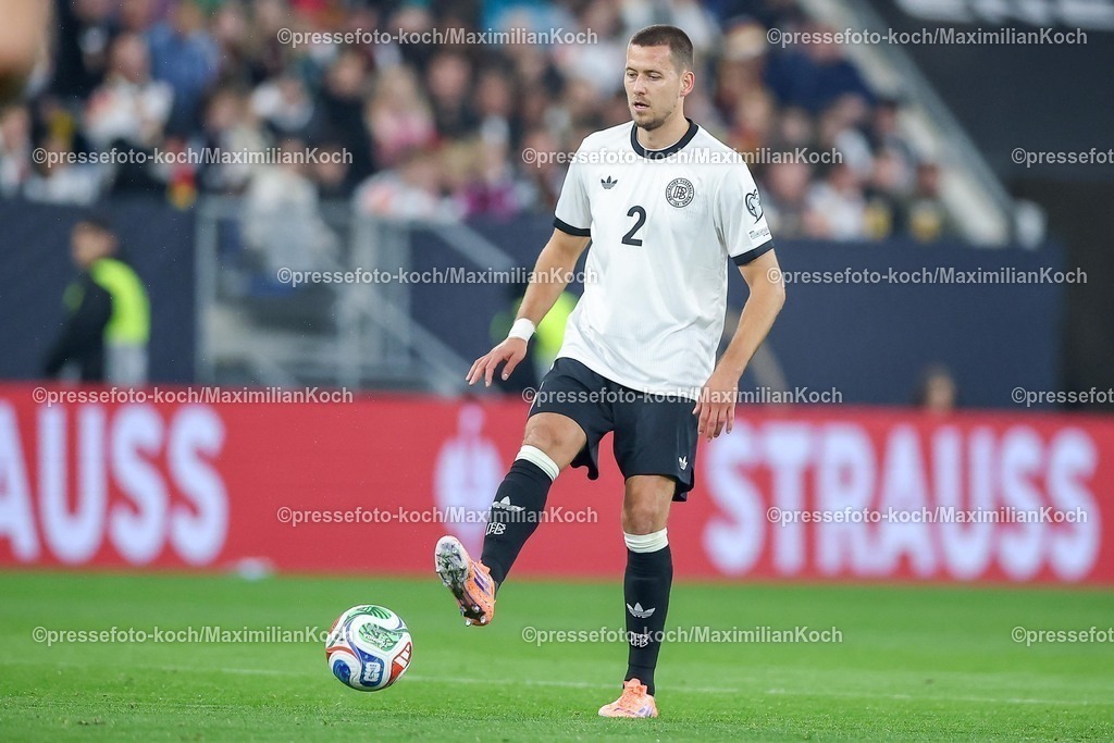 DFB10102501126 | 10.10.2025, Fußball, Länderspiel, Deutschland - Luxemburg, UEFA WM-Qualifikation, 2025/2026, Gruppe A, PreZero Arena in Sinsheim: Waldemar Anton (GER #02) DFB regulations prohibit any use of photographs as image sequences and or quasi-video.