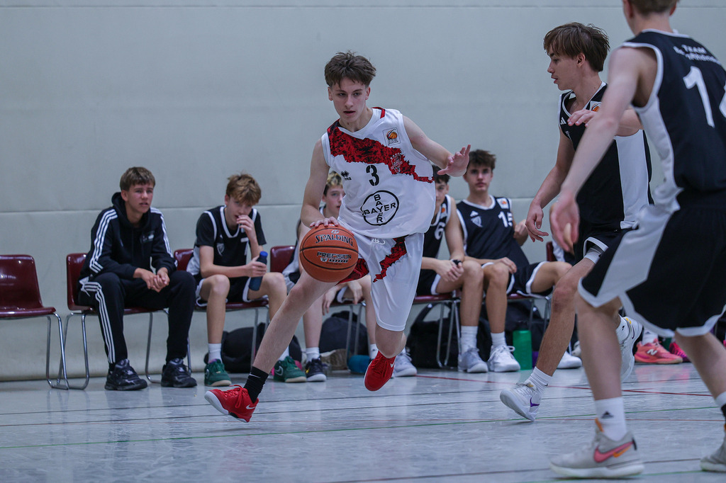 JBBL BAYER GIANTS vs Team BonnKöln RAG-108 | Fotos von Basketballspielen aus dem Raum NRW fotografiert von Gero Mueller-Laschet und Daniel Schaefer - Realisiert mit Pictrs.com