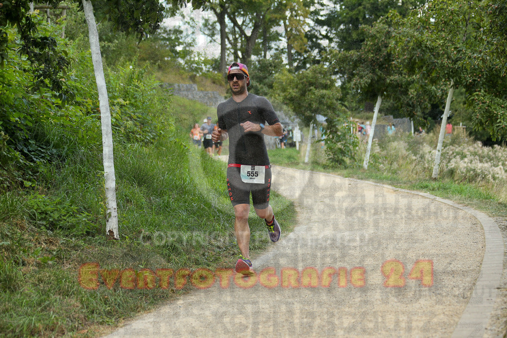 250824_1402_EX1_4701 | Sportfotografie im Rhein-Sieg Kreis, Köln, Bonn, NRW, Rheinland Pfalz, Hessen, etc. Unser Tätigkeitsfeld umfasst den Laufsport vom Volkslauf über den Marathon, Duathlon, Triathon bis zum Ultralauf wie Kölnpfad Ultra oder Schindertrail.