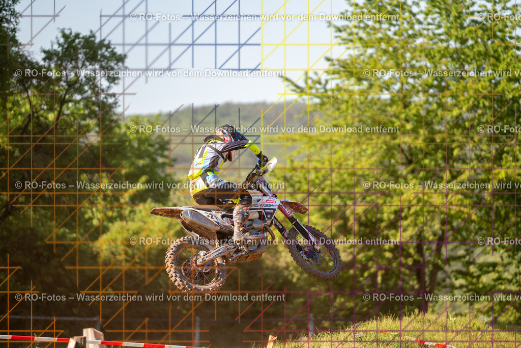 Wolfshausen 3 Lauf -1933 | Sportfotografie von RO-Fotos: Motorsport, Motocross, Enduro, Laufveranstaltungen und Triathlon. Professionelle Fotos von Sportlern und Events. - Realisiert mit Pictrs.com