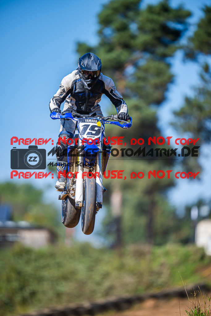 MaZZes_FotoMatrix_230916_1805 | S4