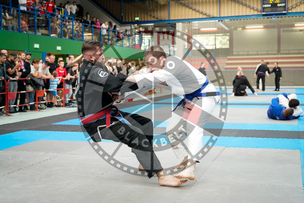 20250920PBB1788 | Athletes compete during the AJP Tour Hamburg International Jiu-Jitsu Championship, on September 20, 2025 in Hamburg, Germany. © Chiara Dazi / photoblackbelt