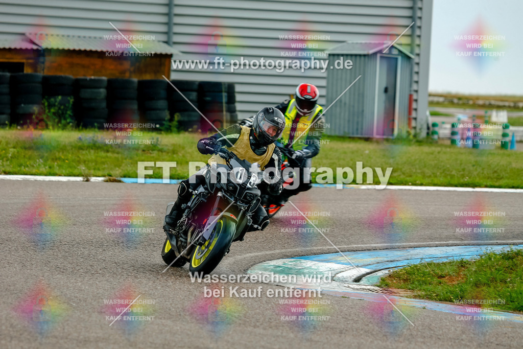 Chambley Juli-1516 | Hier findet Ihr Bilder von Touristenfahrten auf der Nürburgring Nordschleife oder von anderen Veranstaltungen die ich besucht habe. Viel Spass beim Durch Schauen 