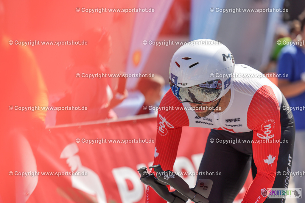 VJ__4863 | Neusiedlersee Radmarathon 2026@sportshot_your_pictrs #yourpictures#roadtowm2029 #nrm #neusiedlerseeradmarathon #neusiedlersee #neusiedlerseetourismus #burgenland #mörbisch #nrm26 #burgenlandtourismus #voglundco #poweredbyburgenlandtourismus #radsport #rad #marathon #ucigranfondo #visitburgenland #ucigranfondoworldseries