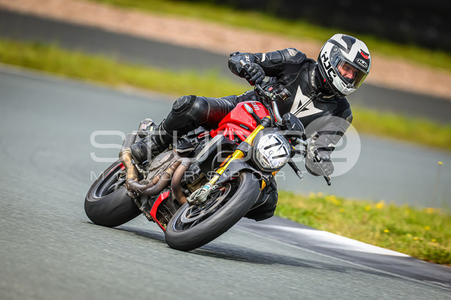 0077-260605BB-037_77 | Deine Full-Service-Agentur für ✔️Videoproduktionen und ✔️Motorsportfotografie Jetzt Angebot anfragen!