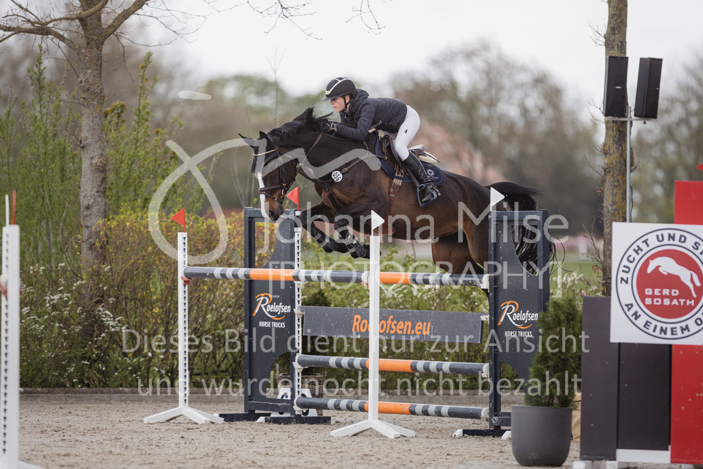 230427_HofSosath_2Ph-M2St-143 | Deine schönsten Turniermomente als professionelle Fotos! Entdecke hochwertige Pferdesport-Fotografie im Online-Shop. Jetzt Fotos finden & bestellen!