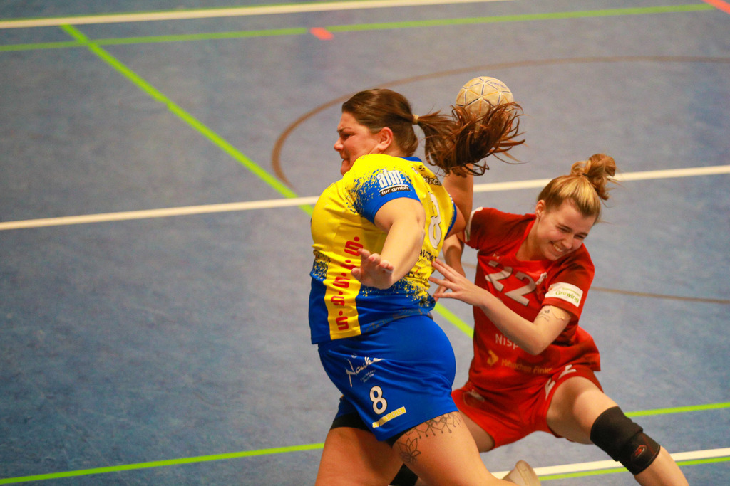 SvSchermbeck_SVN_061225_079 | Bildergalerie von Sport-Ereignissen aber auch von weiteren spannenden Dingen - nicht nur vom Niederrhein. In Anlehnung an den bekannten Spruch von Hanns Dieter Hüsch heißt das Motto: "Niederrhein ist überall".  - Realisiert mit Pictrs.com