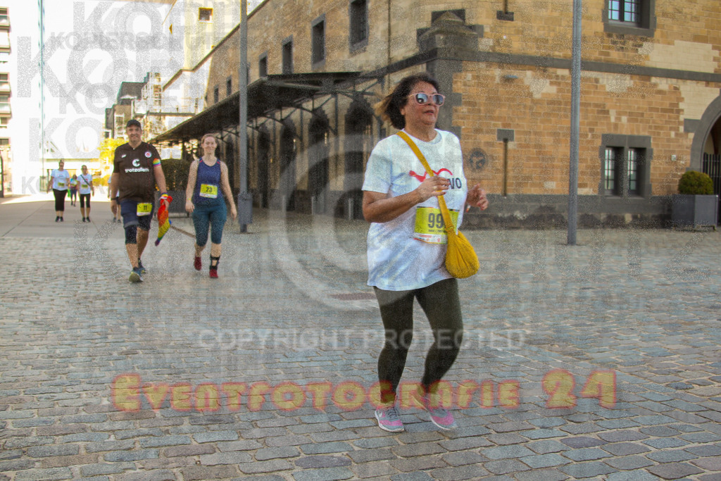 240921_1349_EV4_9275 | Sportfotografie im Rhein-Sieg Kreis, Köln, Bonn, NRW, Rheinland Pfalz, Hessen, etc. Unser Tätigkeitsfeld umfasst den Laufsport vom Volkslauf über den Marathon, Duathlon, Triathon bis zum Ultralauf wie Kölnpfad Ultra oder Schindertrail.
