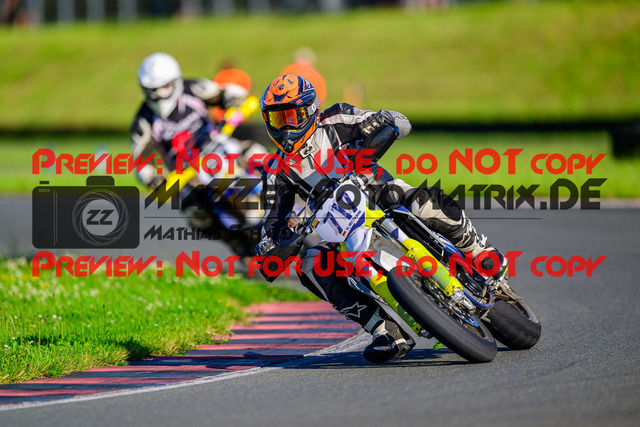 MaZZes_FotoMatrix_240622_6007705_2-180 | UE40