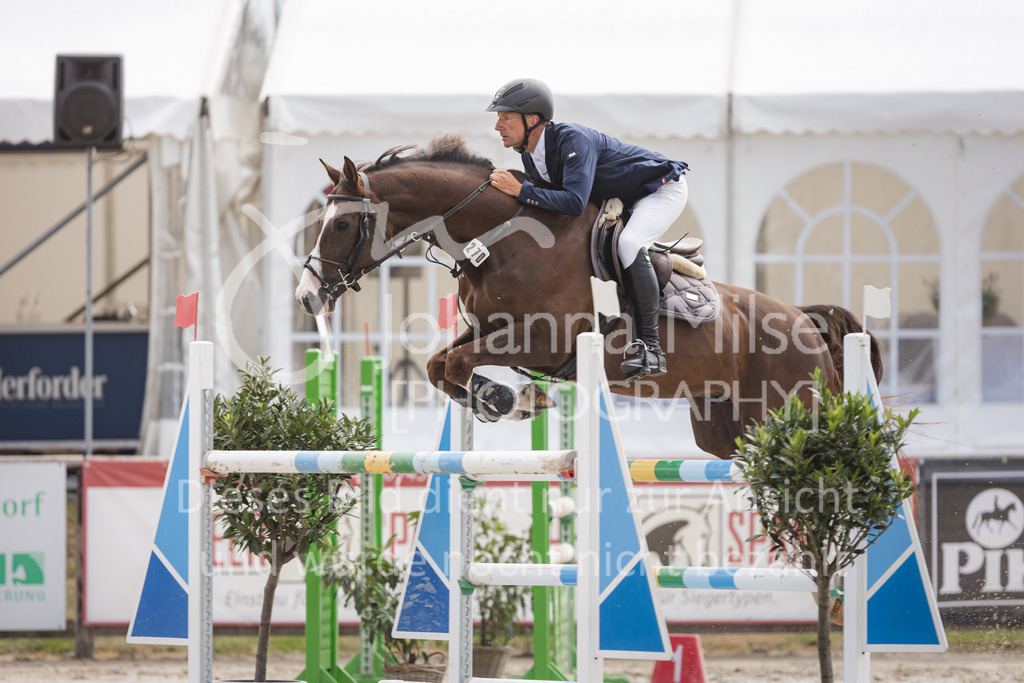 220611_LüPfSpTa_M2-Spr-402 | Lützower Pferdesporttage
Springprüfung Kl. M**
11.06.2022