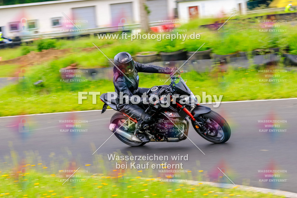 VBK-7678 | Hier findet Ihr Bilder von Touristenfahrten auf der Nürburgring Nordschleife oder von anderen Veranstaltungen die ich besucht habe. Viel Spass beim Durch Schauen 