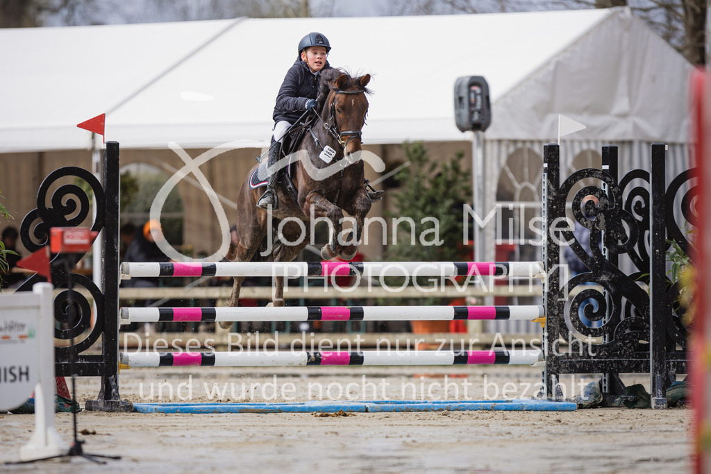 230402_MünsterHandorf_PonyTrophy-382 | Deine schönsten Turniermomente als professionelle Fotos! Entdecke hochwertige Pferdesport-Fotografie im Online-Shop. Jetzt Fotos finden & bestellen!